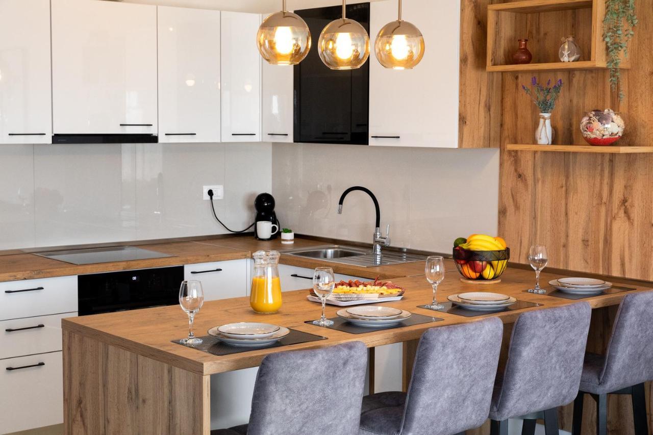 Sunny Island Apartment Трогир Экстерьер фото